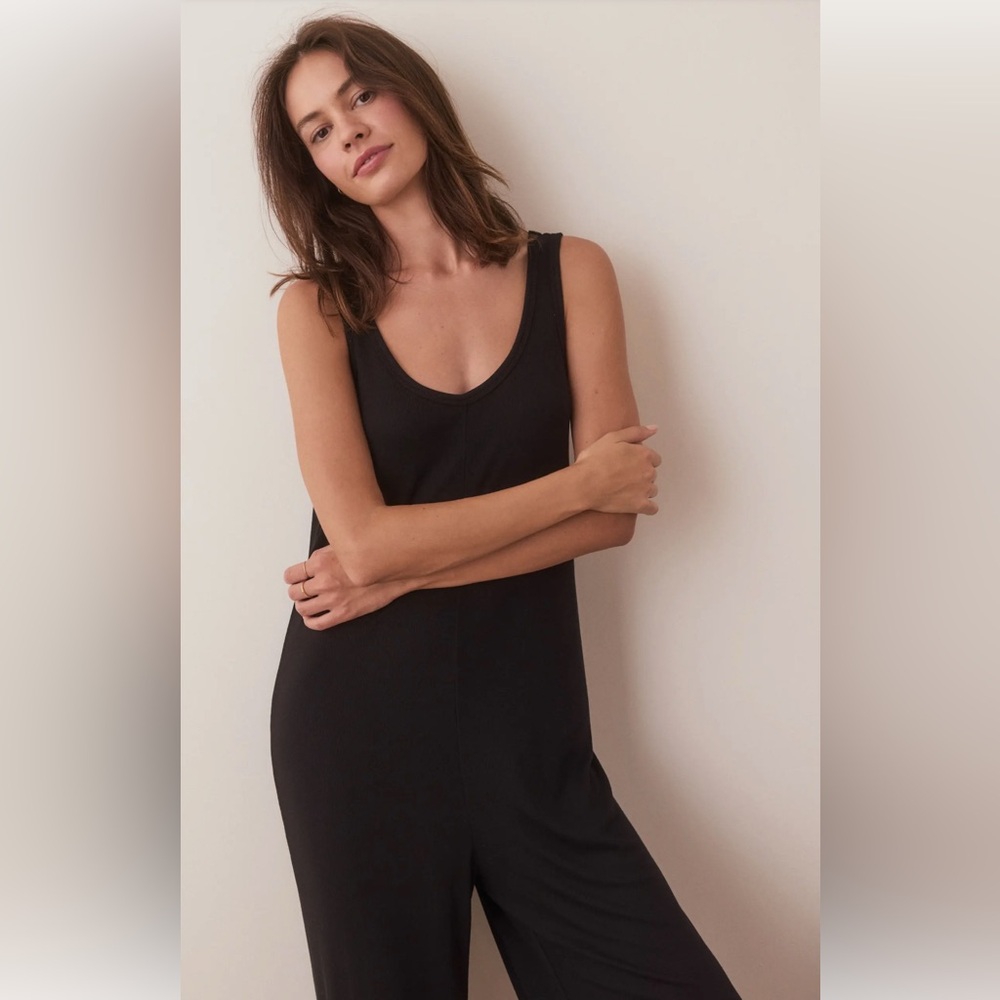 Marine Layer Lexi Ribbed Lightweight Lounge Oversized Jumpsuit in Navy size S